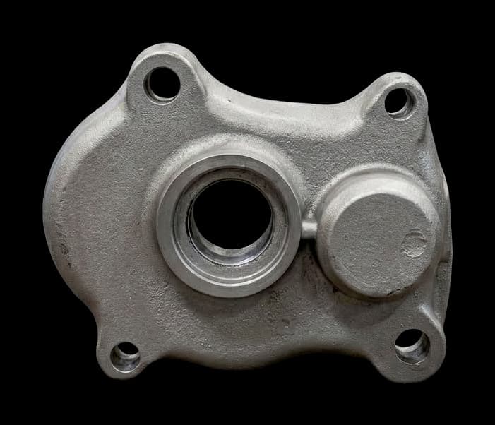 LM-6 aluminium steering box cover plate casting