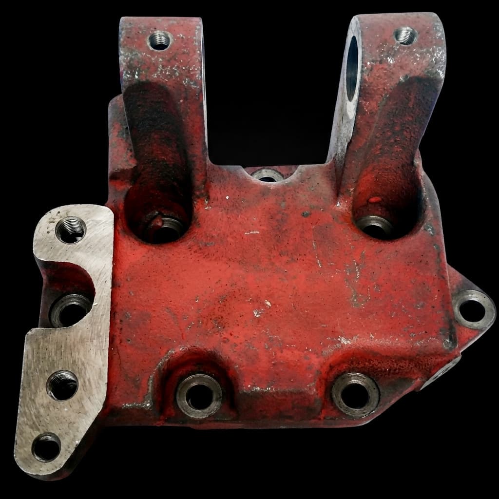 Gray cast iron tractor hydraulic lift pump cover